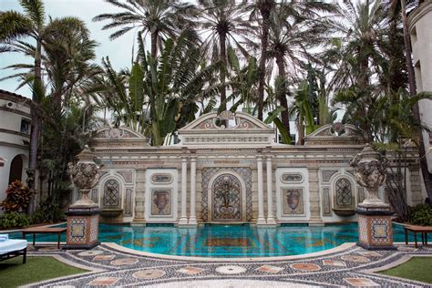 visitare villa versace a miami|versace's house in miami.